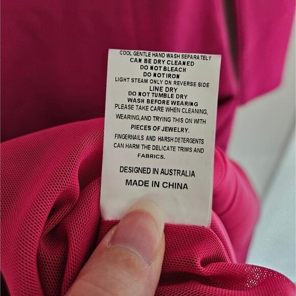 Elliatt Pink Orchid Scarlette Bodycon Long Sleeve Midi Dress NWOT Size X-Small - Picture 7 of 9